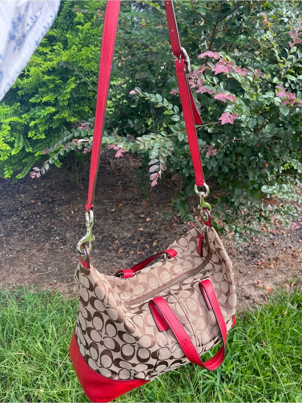 Coach Beige Signature Canvas and Red Leather Drawstring Shoulder Bag